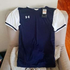 Mens under Armour shirt